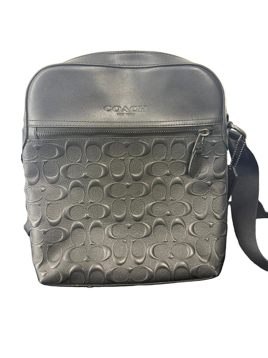 Maniconera Coach Negra Piel Granulada – Zarentstore, ropa de marca original en El Grullo, Jalisco